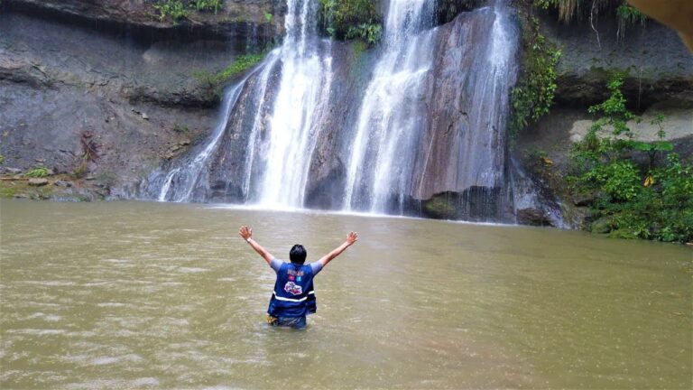Descubre impresionantes cascadas y ríos cerca de Guayaquil en tu próxima escapada